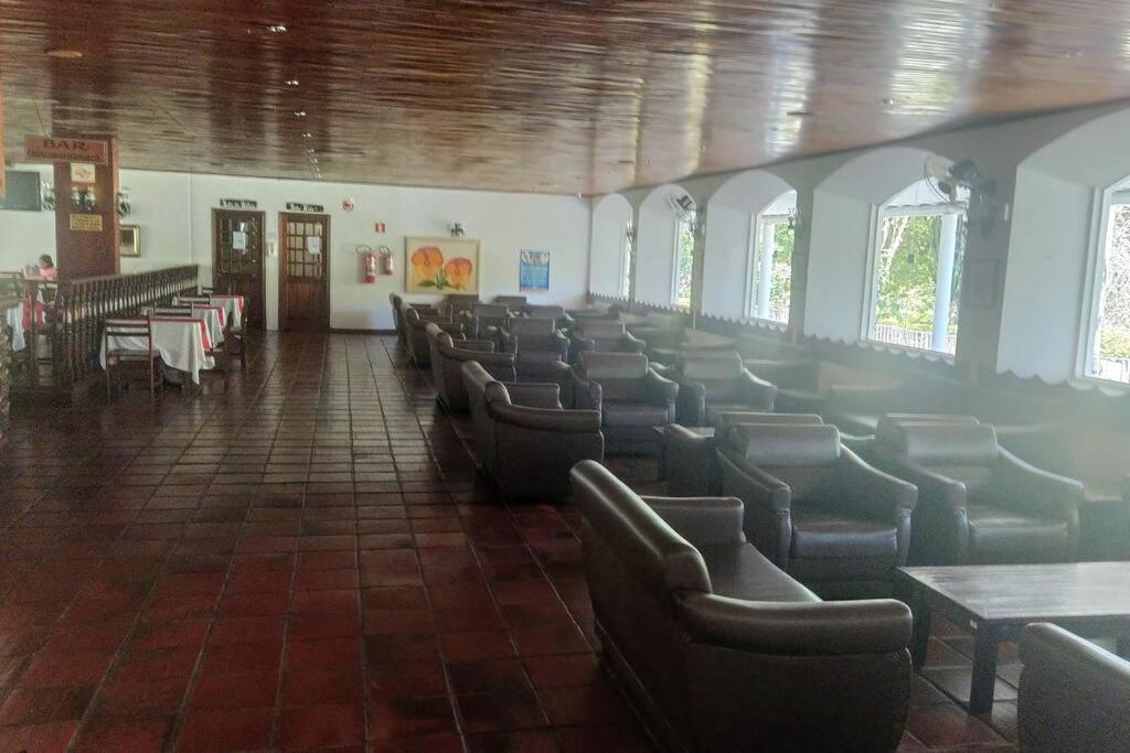 Lindo Flat Em Aguas De Lindoia Águas de Lindóia Eksteriør billede