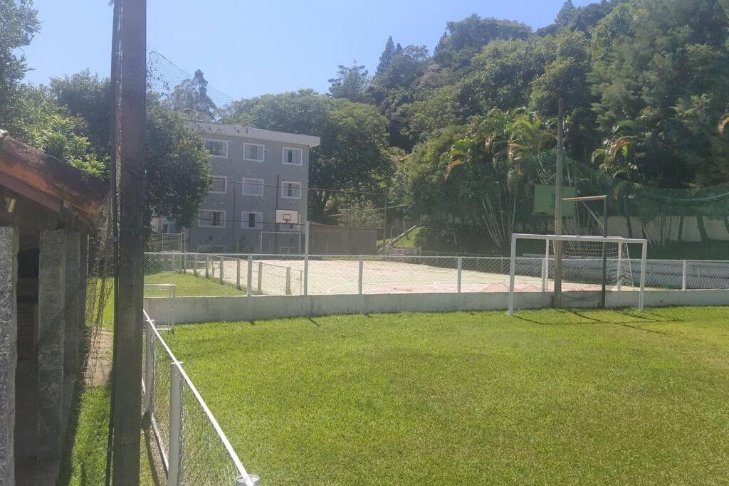 Lindo Flat Em Aguas De Lindoia Águas de Lindóia Eksteriør billede